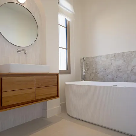 Maison Raphael - Plages, Et Gare A Pied Апарт-отель