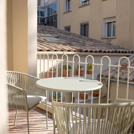 Aparthotel Maison Raphael - Plages, Et Gare A Pied *