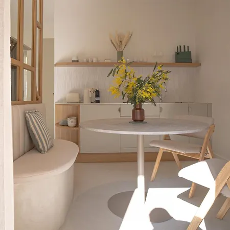 Maison Raphael - Plages, Et Gare A Pied Aparthotel Saint-Raphael (Var)