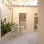 Maison Raphael - Plages, Et Gare A Pied Apartmanhotel 3*