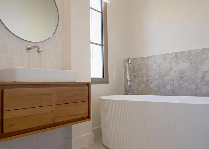 Maison Raphael - Plages, Et Gare A Pied Apartahotel