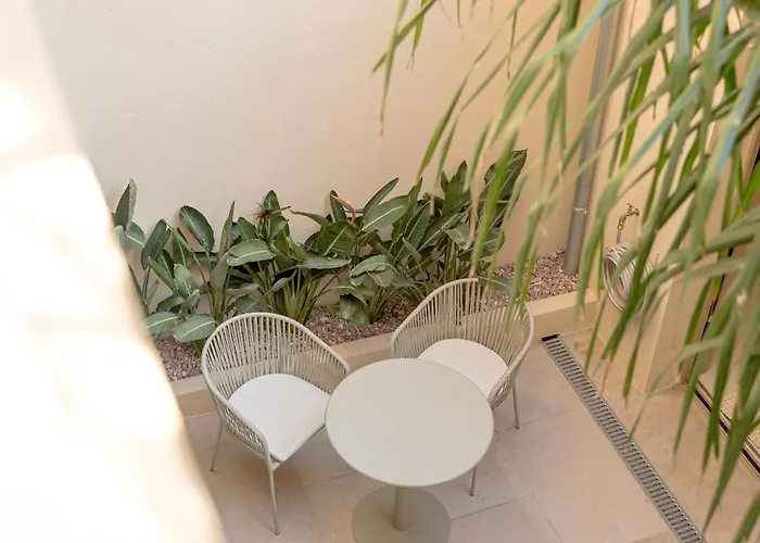 Maison Raphael - Plages, Et Gare A Pied Aparthotel Saint-Raphael (Var)