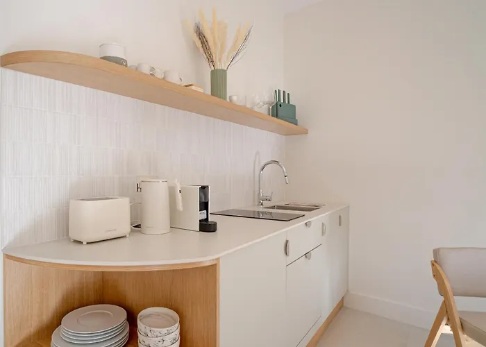 Maison Raphael - Plages, Et Gare A Pied 4* Saint-Raphael (Var)