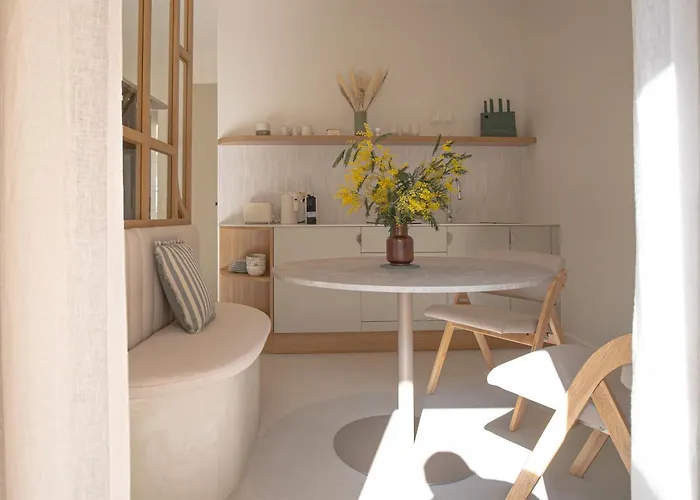 Maison Raphael - Plages, Et Gare A Pied Aparthotel Saint-Raphael (Var)