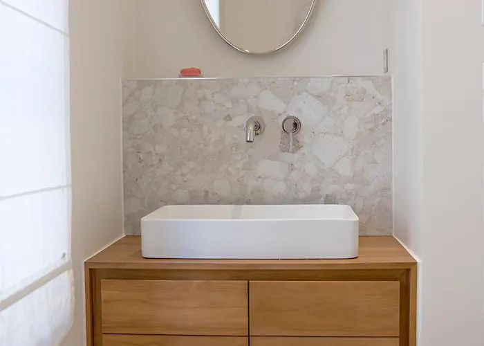 Maison Raphael - Plages, Et Gare A Pied 4* Saint-Raphaël