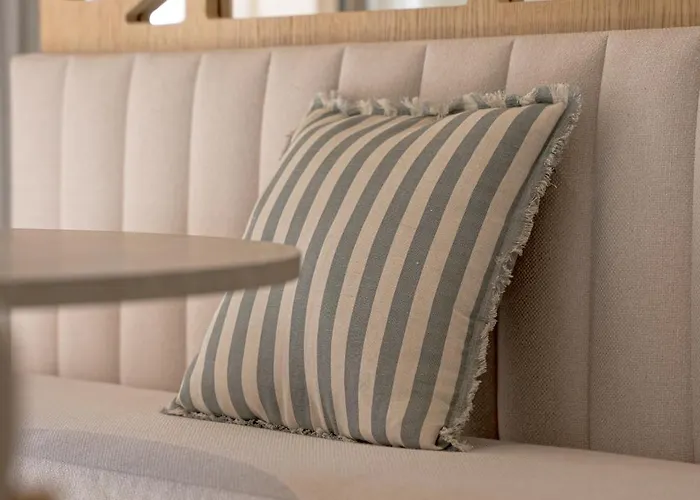 Maison Raphael - Plages, Et Gare A Pied 4* Сен-Рафаэль